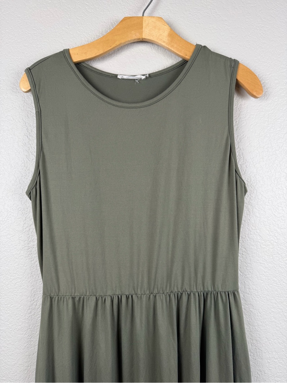 Reborn J Sleeveless Olive Maxi Dress Size XL